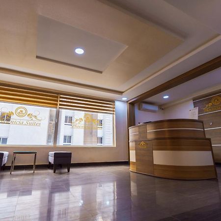 Phoenicia Suites Wupa Exterior photo